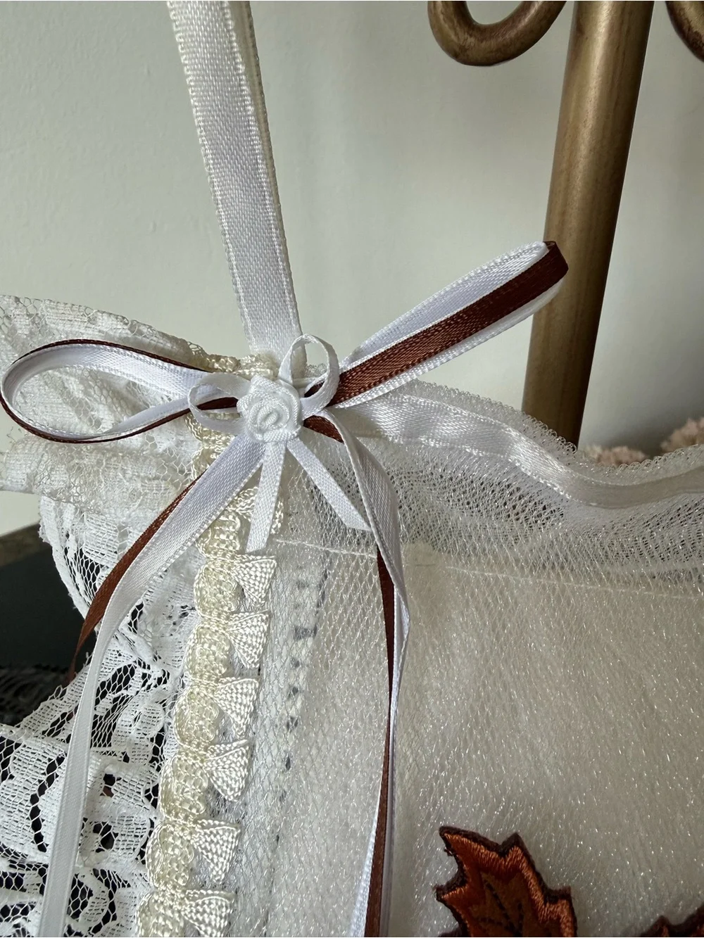 🤎 Hand Crafted Cream Lace Hand Towel & Sachet Set with Brown Leaf Accent 🤎
